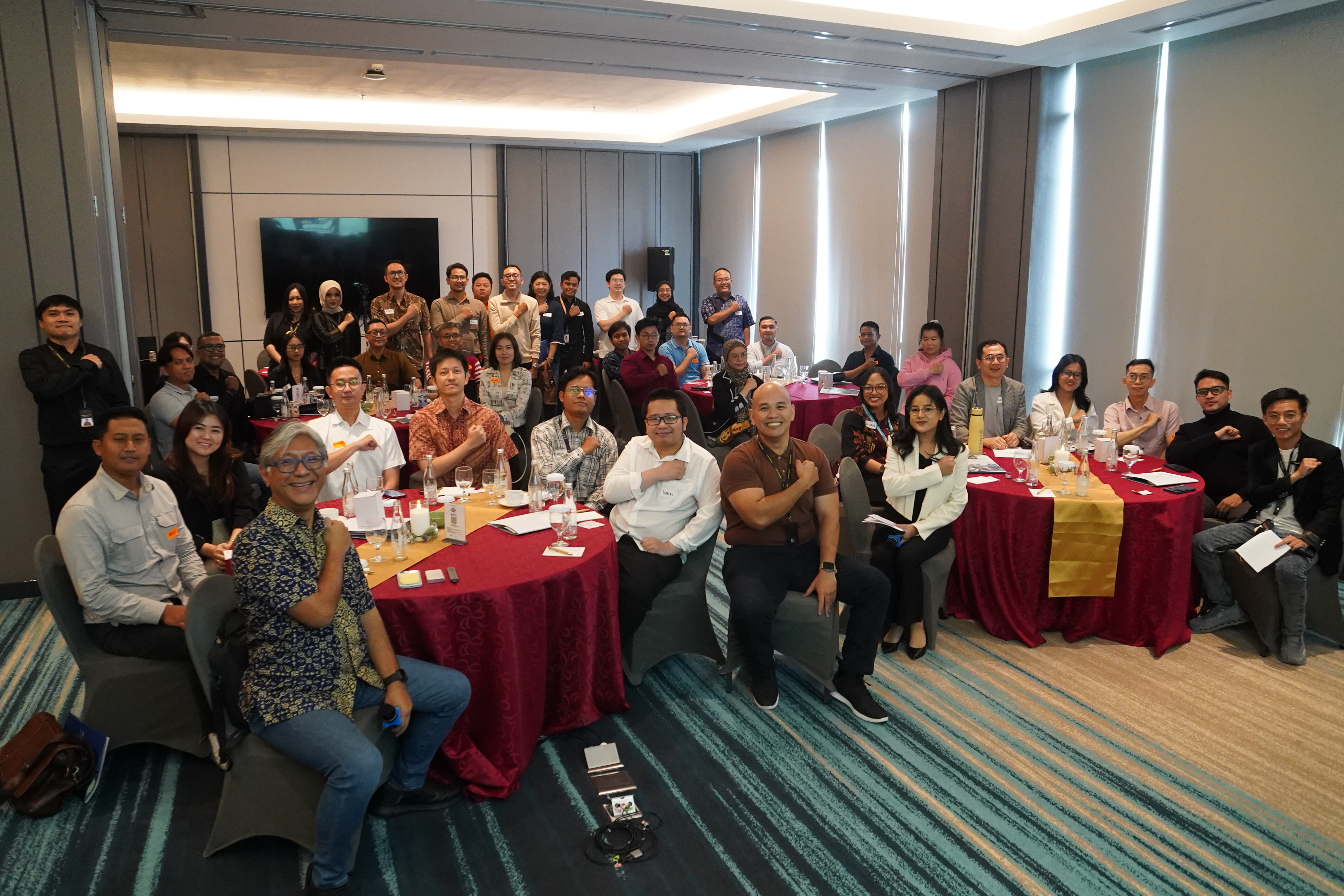 Member TES belajar bersama